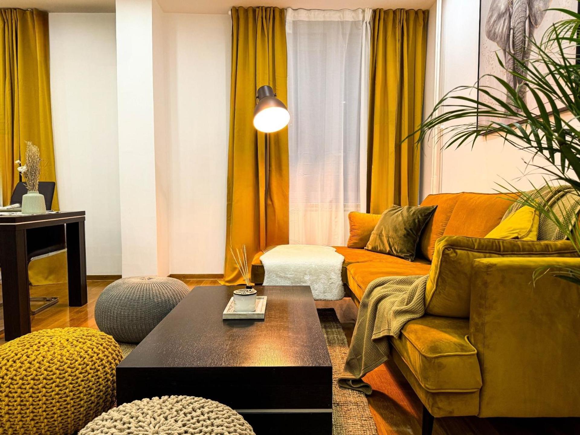 Big Company Old Town Treasure Renovated Apartman Belgrád Kültér fotó
